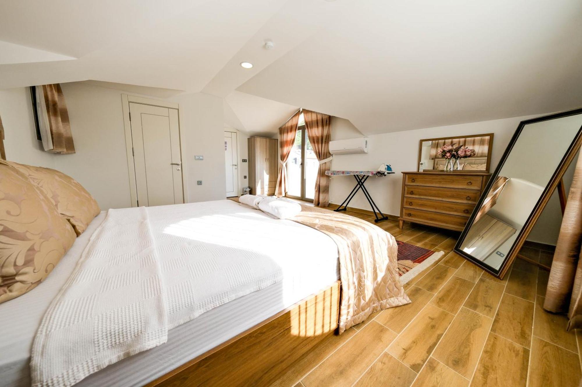 Turquoise Shores Family-Friendly Luxury Villa Hisaronu, Ovacik By Sunworld Villas 페티예 외부 사진