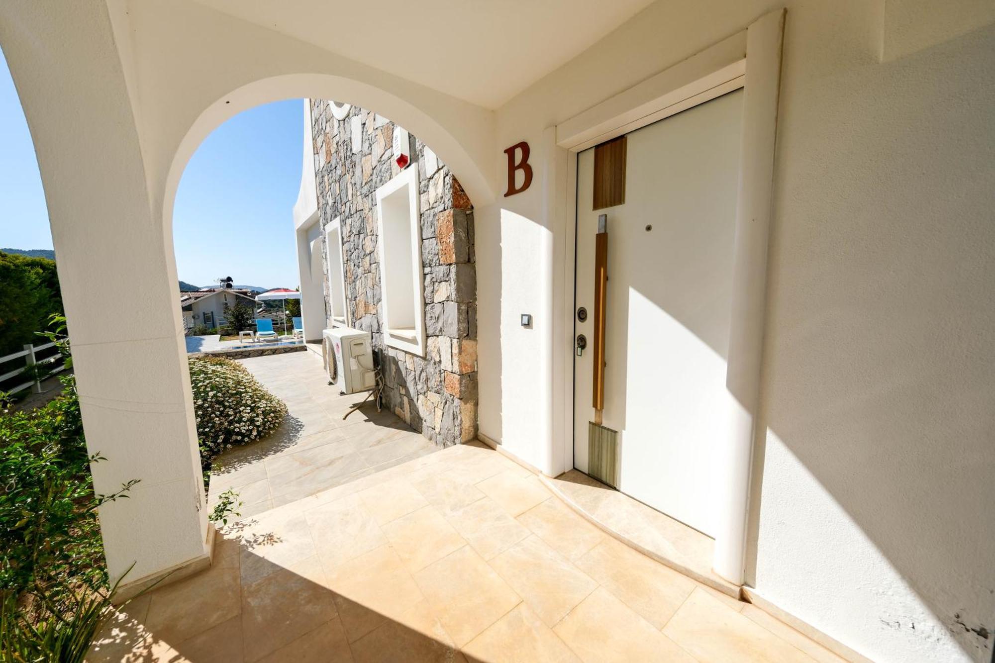 Turquoise Shores Family-Friendly Luxury Villa Hisaronu, Ovacik By Sunworld Villas 페티예 외부 사진